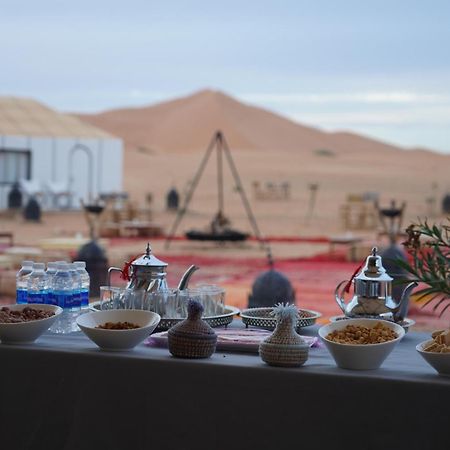 Luxury Berber Style Hotel เมอร์ซูกา ภายนอก รูปภาพ