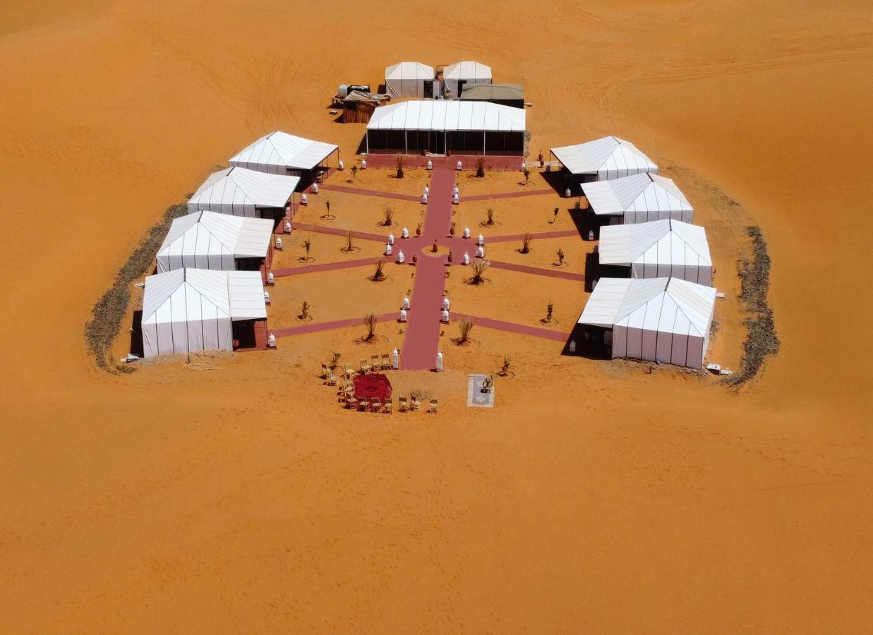 Luxury Berber Style Hotel เมอร์ซูกา ภายนอก รูปภาพ
